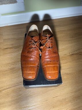 Men's Tan Croc-Texture Lace-Up Dress Oxfords
